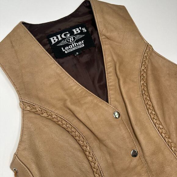Big B’s Leather South Dakota Leather Motorcycle Vest with Side Laces. - Picture 2 of 8